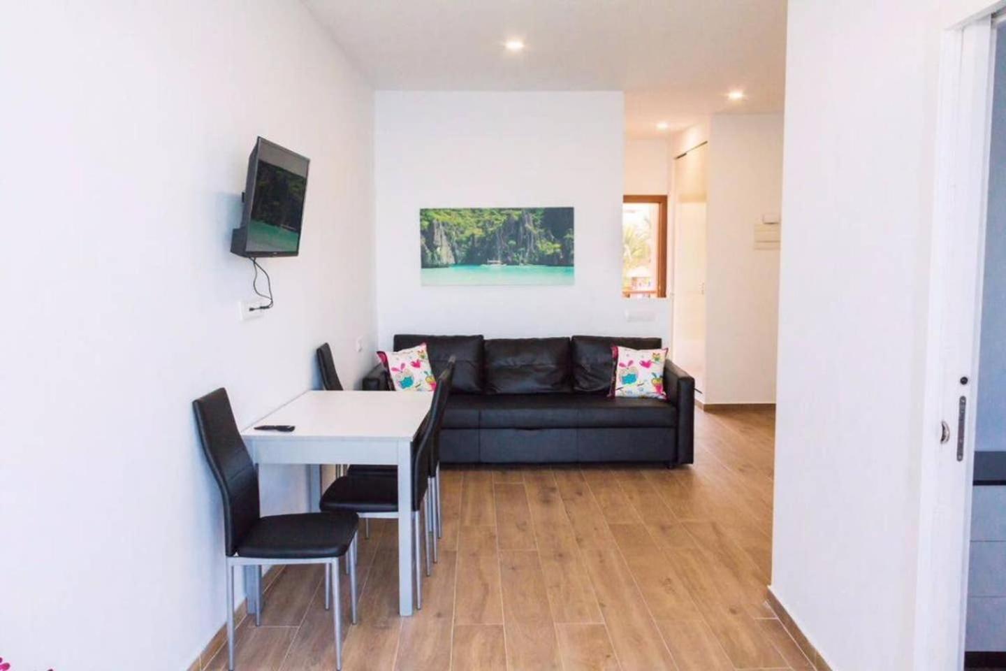 Paseo Maritimo, Los Cristianos Over The Sea Free Wifi Arona  Exterior photo